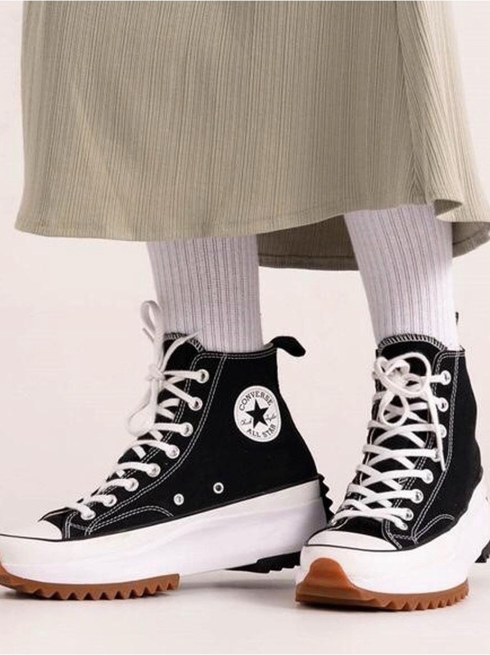 Converse Run Star Hike Platform sneakers size 7.5